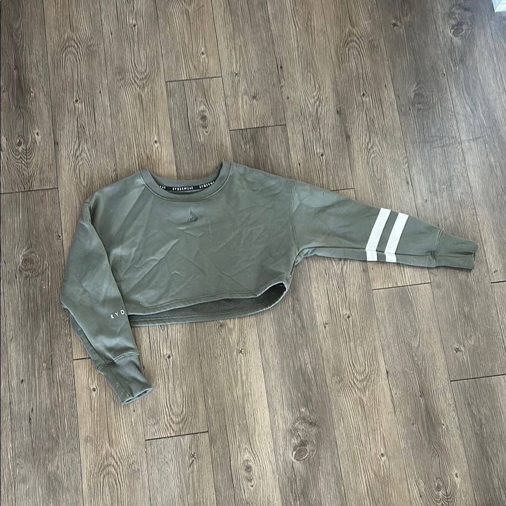 Ryderwear Cropped Sweatshirt